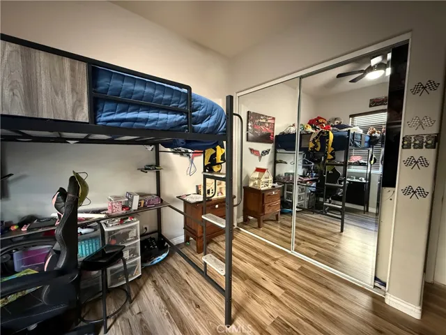 10265 Cotoneaster Street, Apple Valley, California 92308