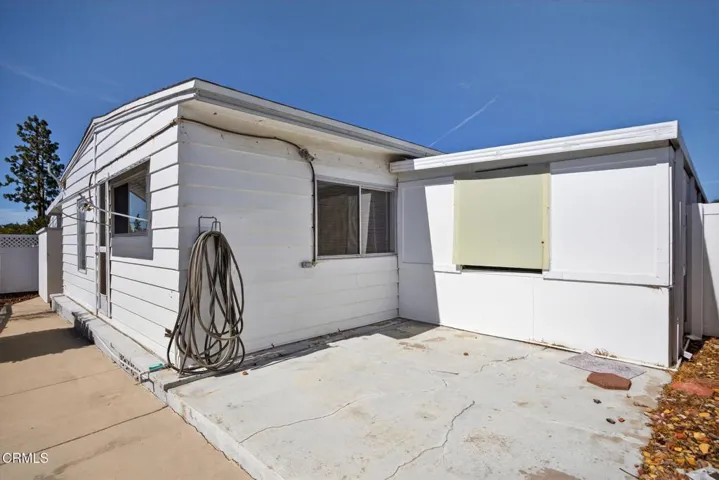 34-web-or-mls-UpmarketMedia-125Fro-106