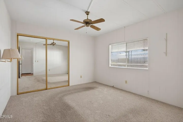 18-web-or-mls-UpmarketMedia-125Fro-056
