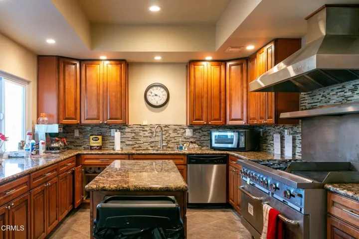 42-web-or-mls-Clubhouse4