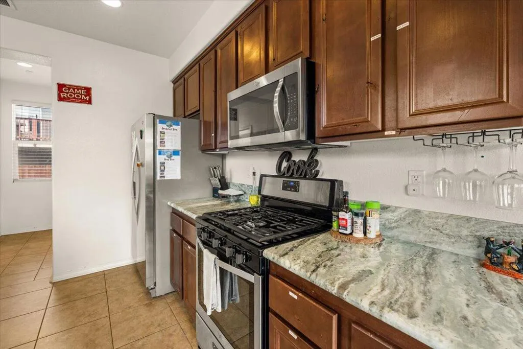 341 Maple Ridge Drive, Big Bear, California 92314 home-pic-17