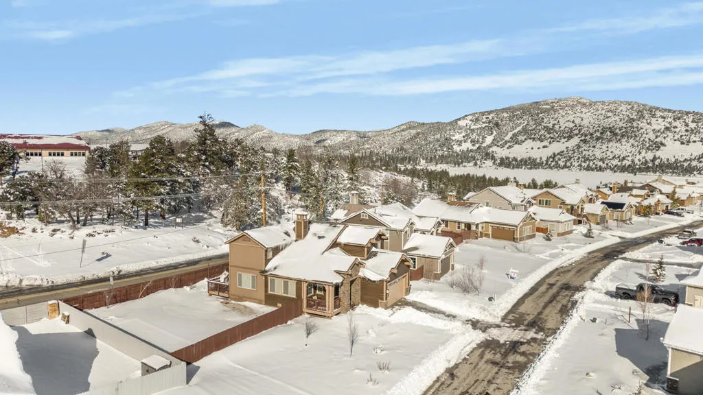 341 Maple Ridge Drive, Big Bear, California 92314 home-pic-38