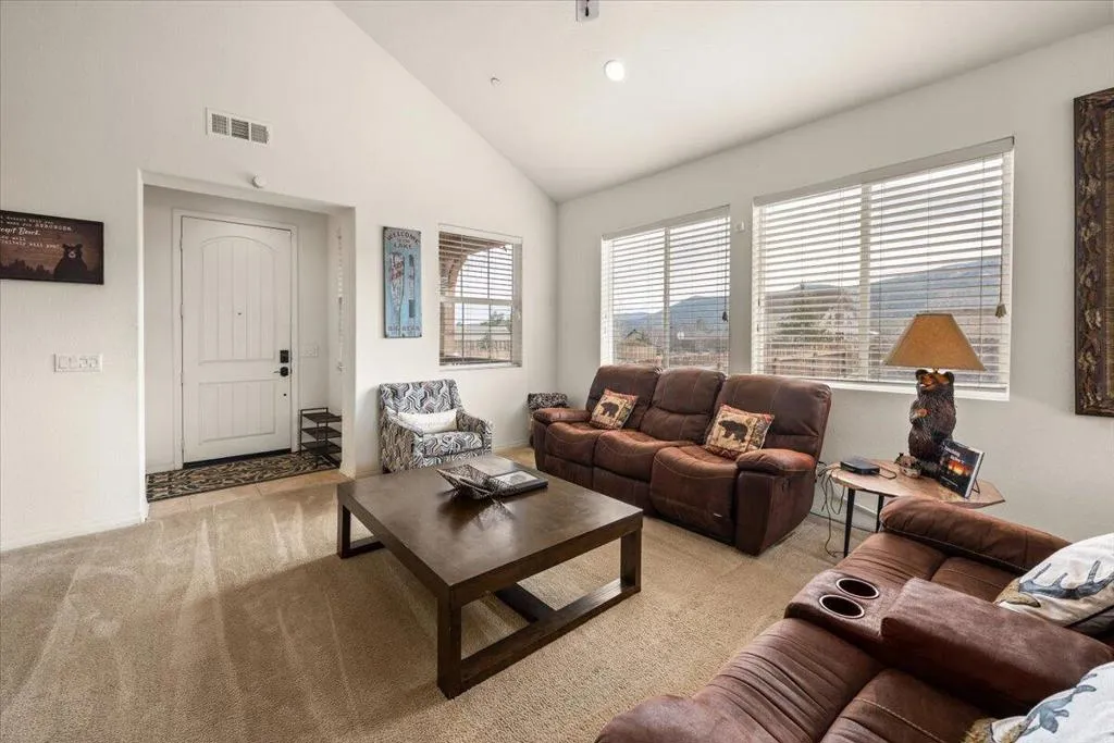 341 Maple Ridge Drive, Big Bear, California 92314 home-pic-13