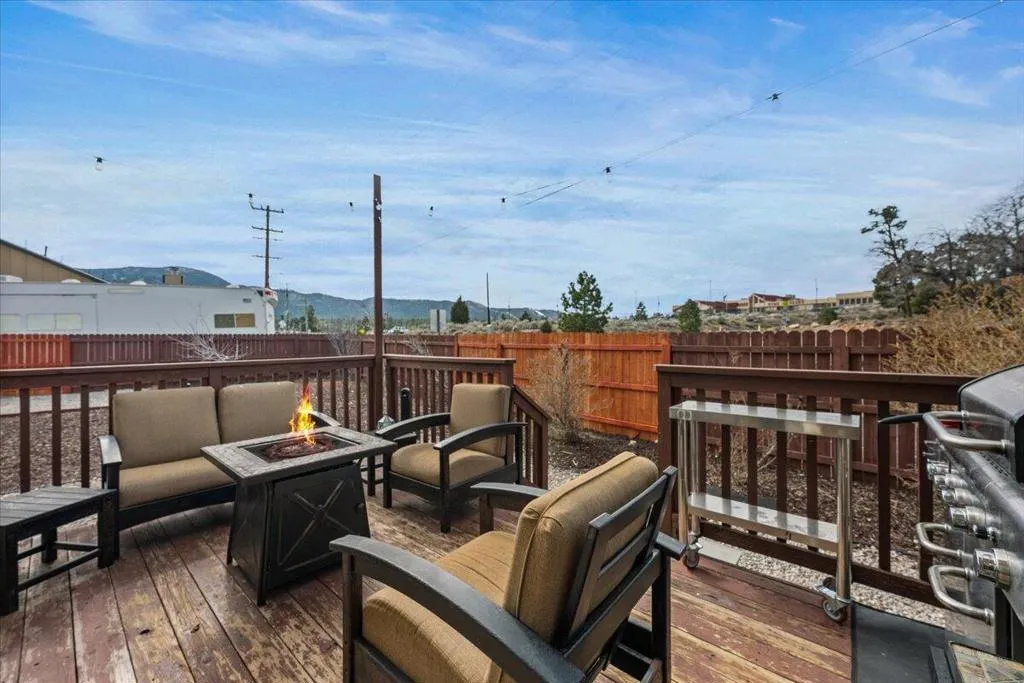 341 Maple Ridge Drive, Big Bear, California 92314 home-pic-34