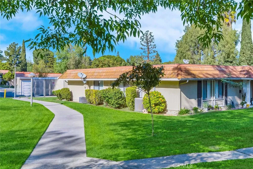23575 Los Adornos, Aliso Viejo, California 92656 home-pic-21