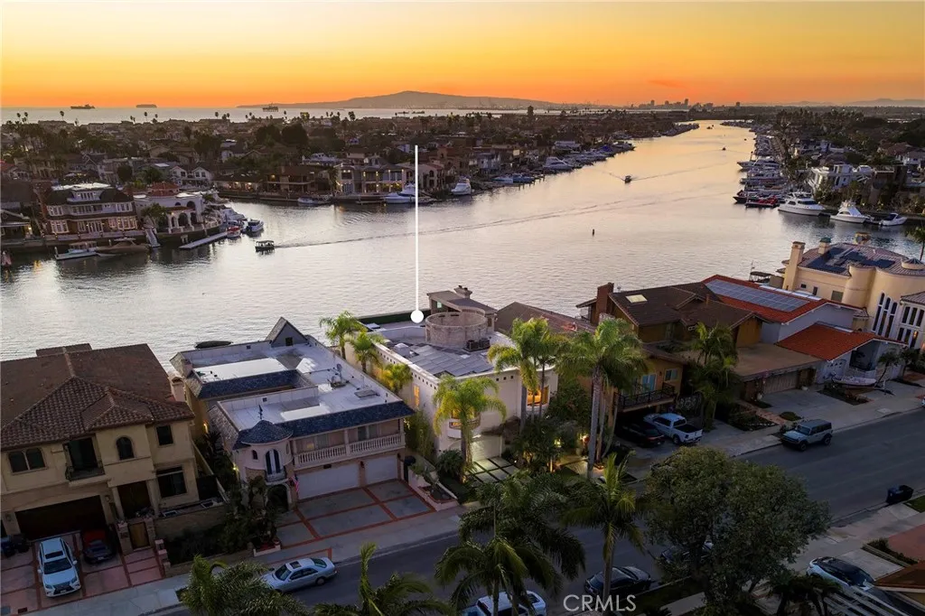 16631 Carousel, Huntington Beach, California 92649 home-pic-4