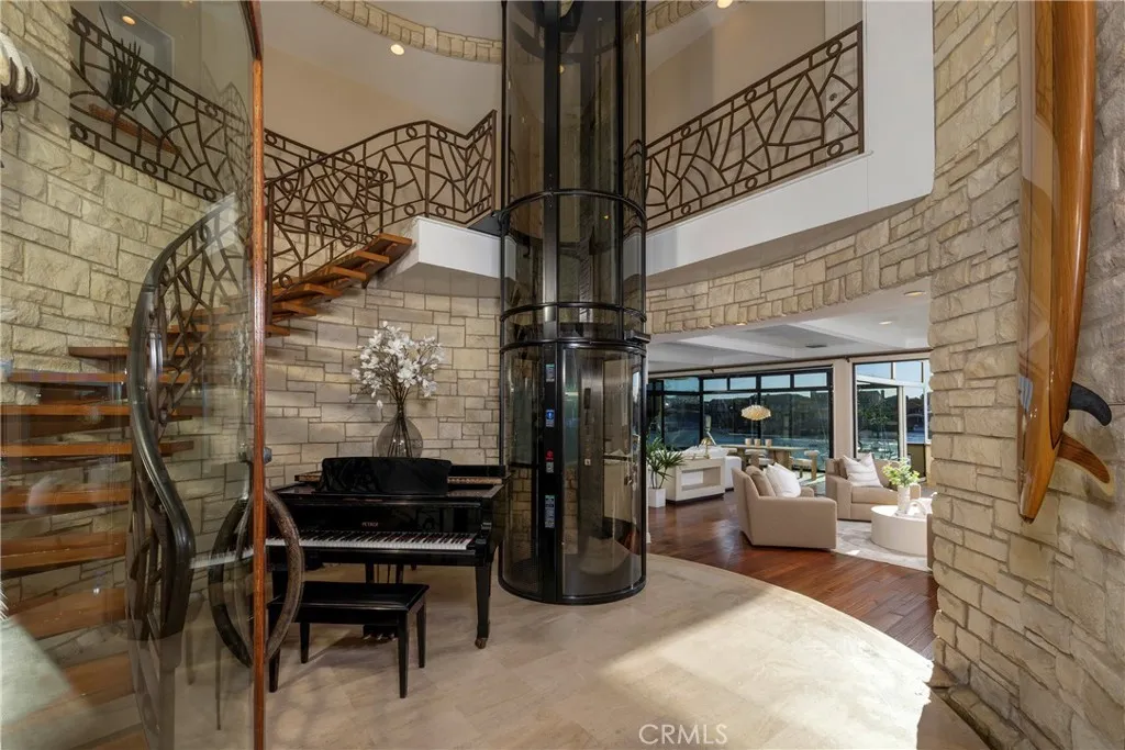 16631 Carousel, Huntington Beach, California 92649 home-pic-7