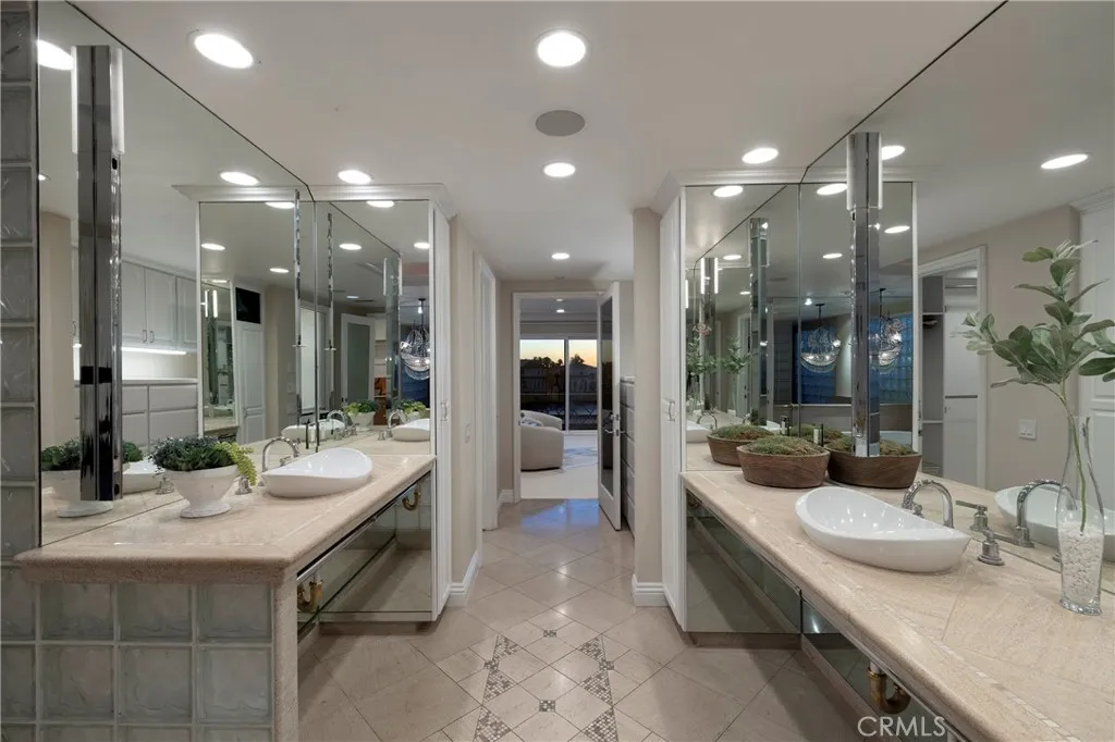 16631 Carousel, Huntington Beach, California 92649 home-pic-23