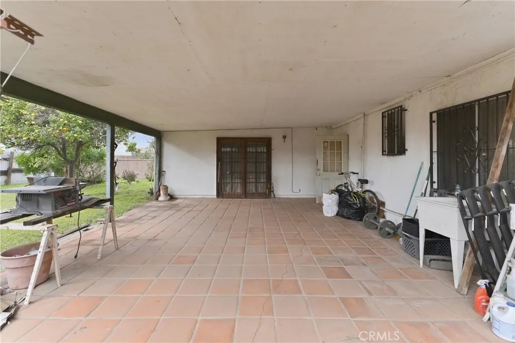18325 Mettler, Carson, California 90746 home-pic-11