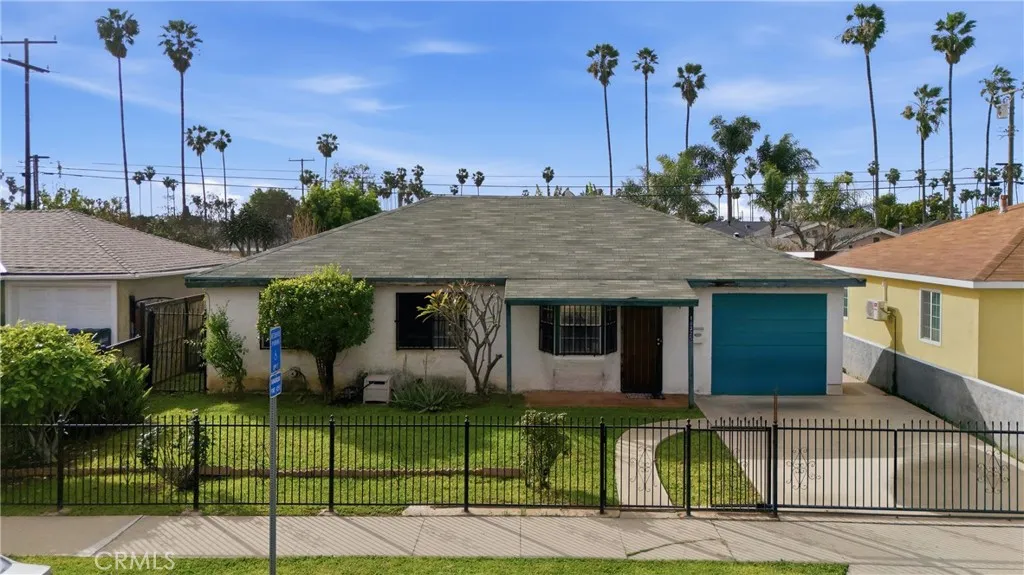 18325 Mettler, Carson, California 90746 home-pic-1
