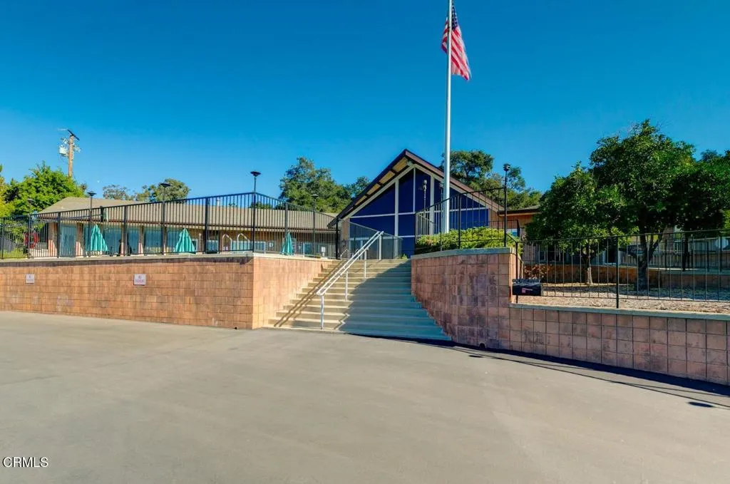 mira valle clubhouse2