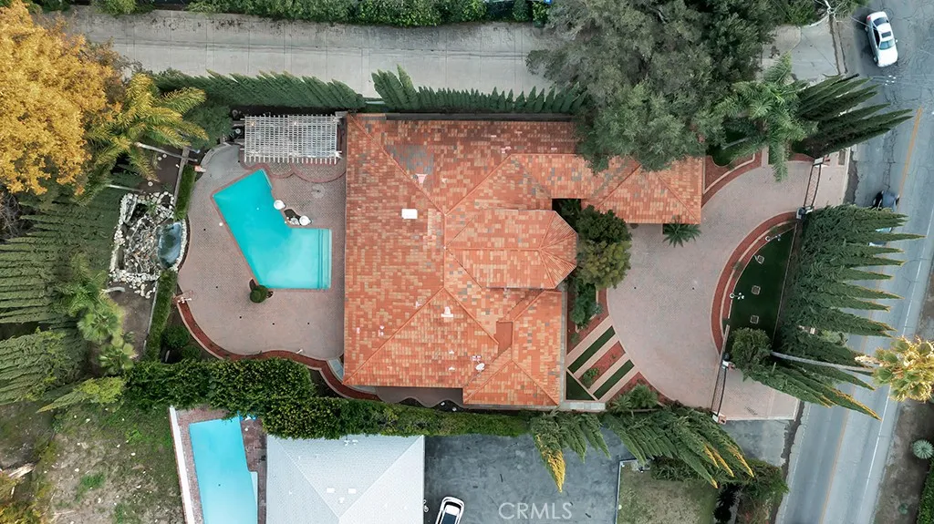 4446 Hayvenhurst Avenue, Encino, California 91436 home-pic-61