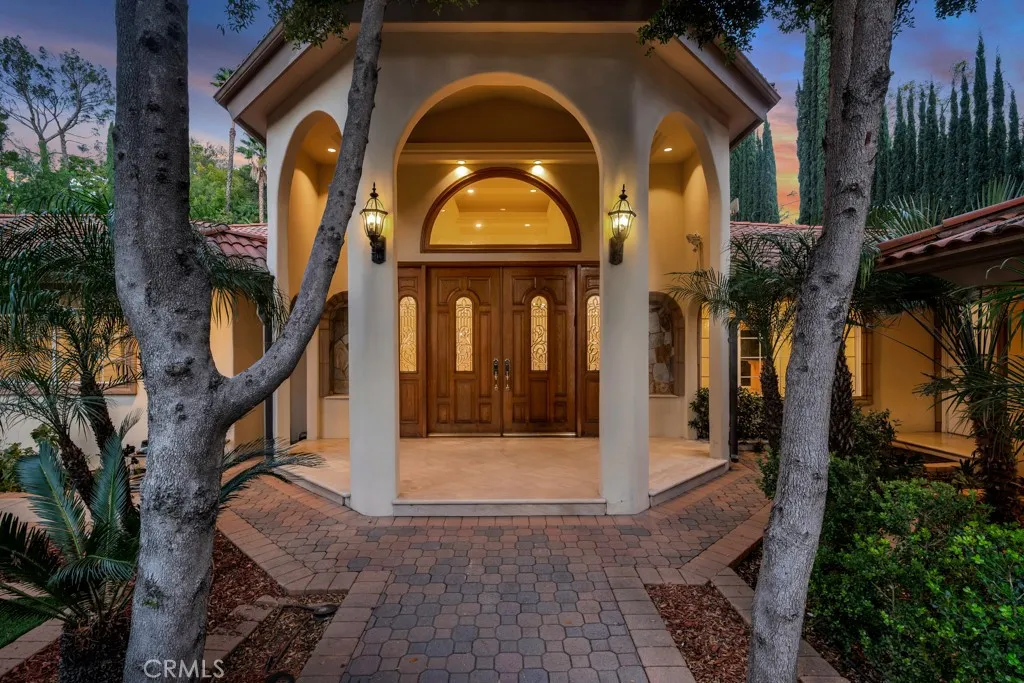 4446 Hayvenhurst Avenue, Encino, California 91436 home-pic-52
