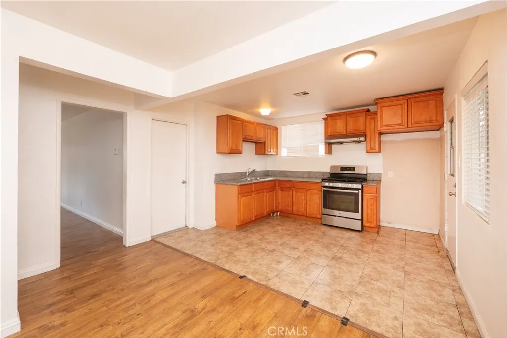 821 N Alameda, Ontario, California 91764 home-pic-7