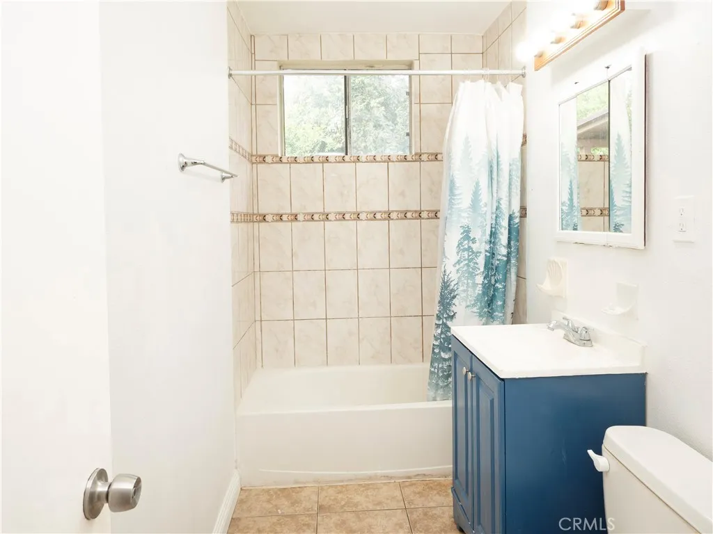 821 N Alameda, Ontario, California 91764 home-pic-12