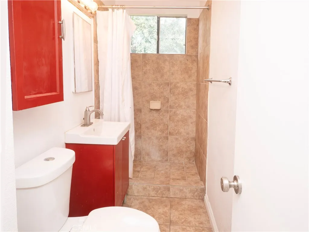 821 N Alameda, Ontario, California 91764 home-pic-17