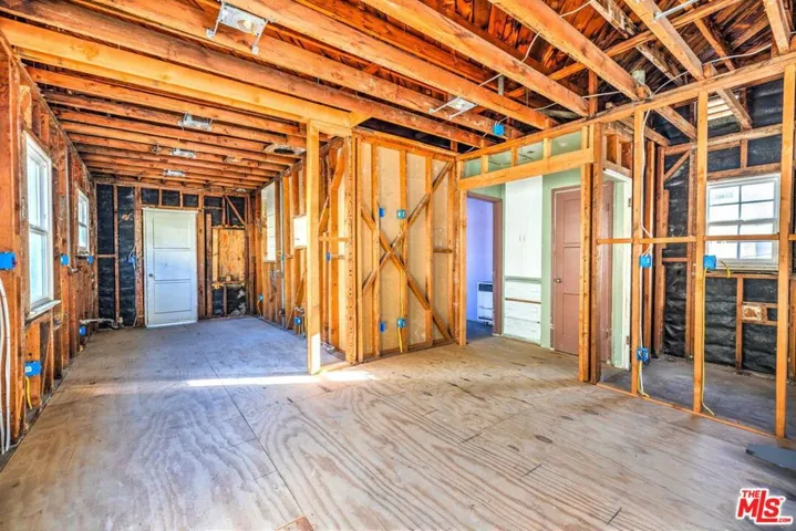 Back Unit Living​​‌​​​​‌​​‌‌​​‌​​​‌‌​​​‌​​‌‌​​‌‌​​‌‌​​​​ Room