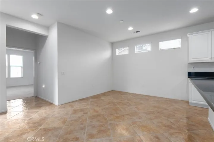 8180 Pavin, Hemet, California 92545