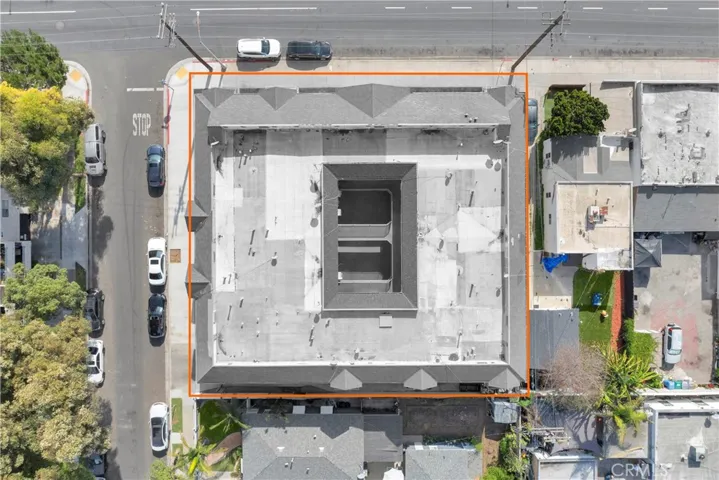 1075 E South, Long Beach, California 90805