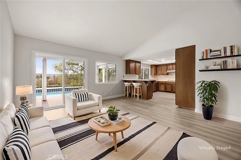 21144 Via Alisa, Yorba Linda, California 92887 home-pic-8