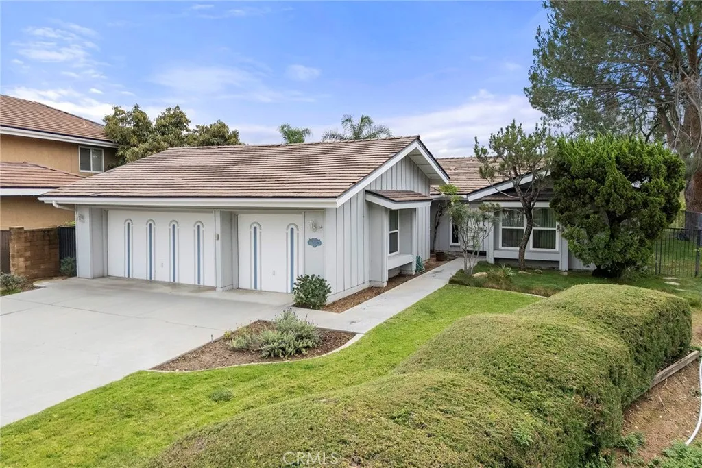 21144 Via Alisa, Yorba Linda, California 92887 home-pic-1