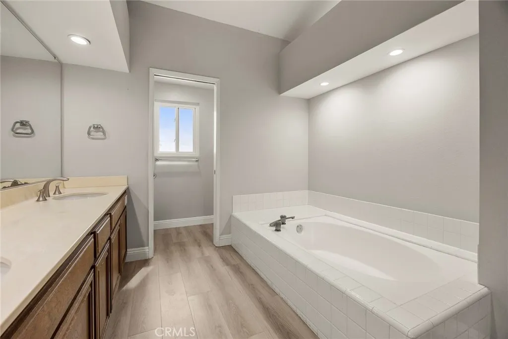 21144 Via Alisa, Yorba Linda, California 92887 home-pic-18