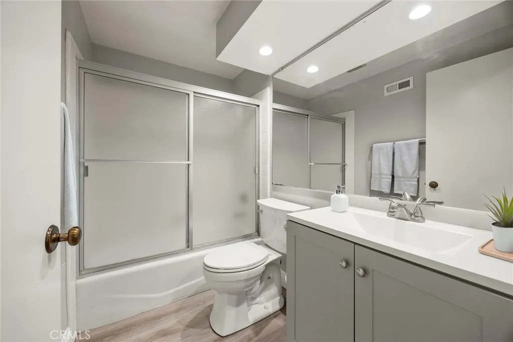 21144 Via Alisa, Yorba Linda, California 92887 home-pic-25