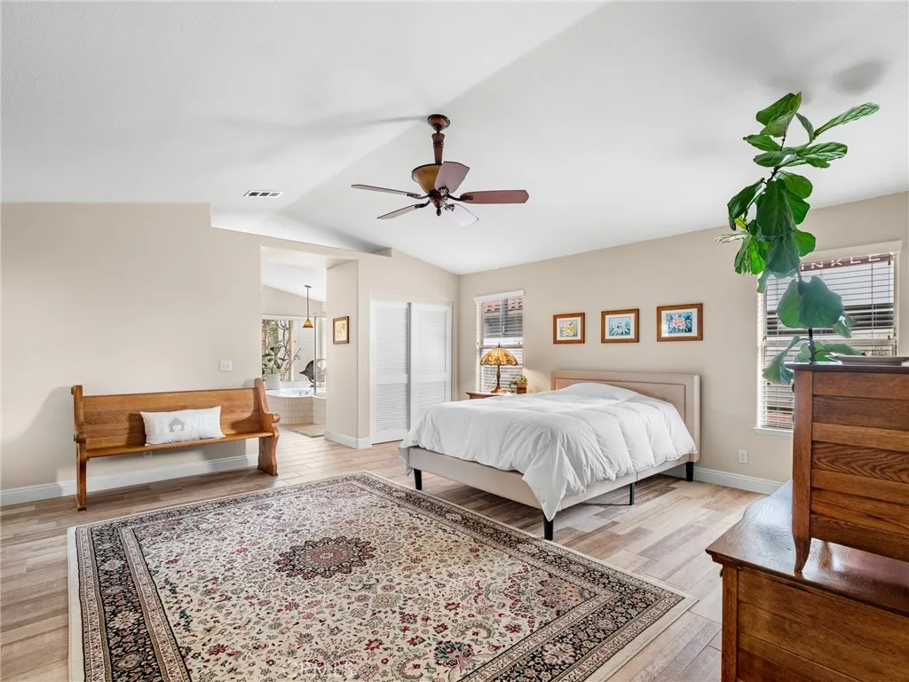 19544 Oneida, Apple Valley, California 92307 home-pic-27