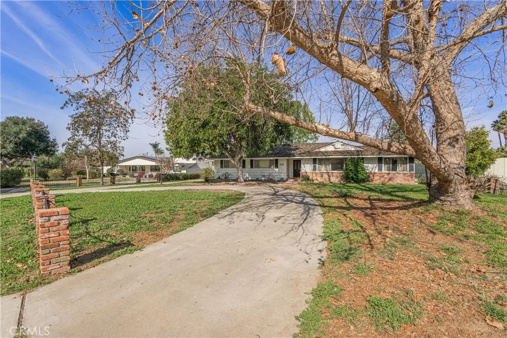 751 S Corrida, Covina, California 91724 home-pic-4