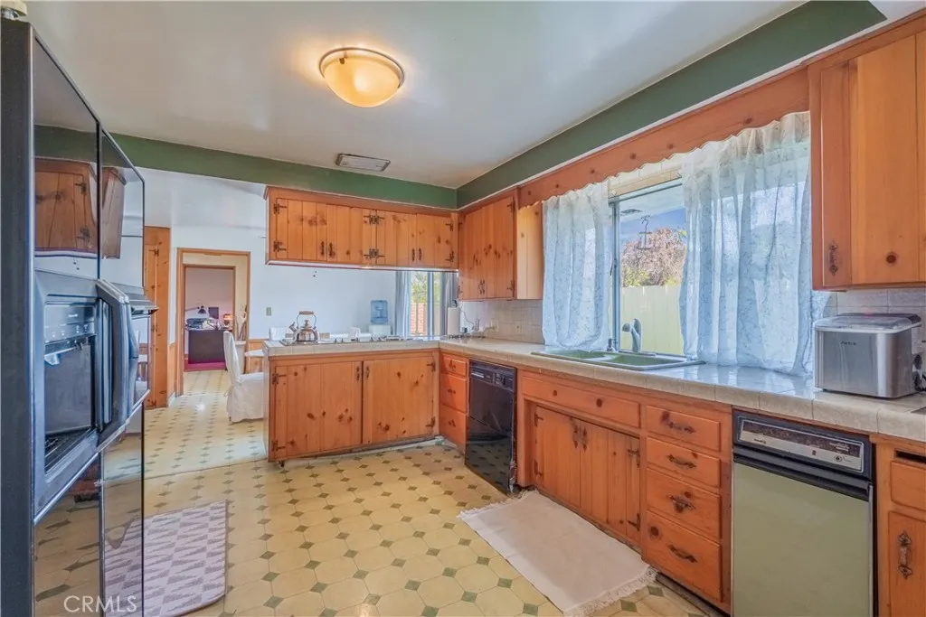 751 S Corrida, Covina, California 91724 home-pic-12