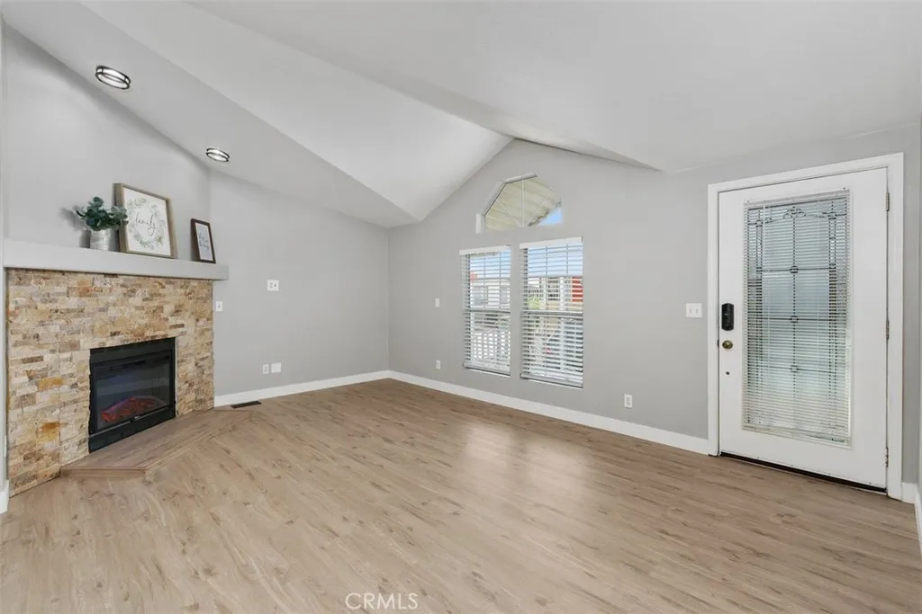 Living Room 3