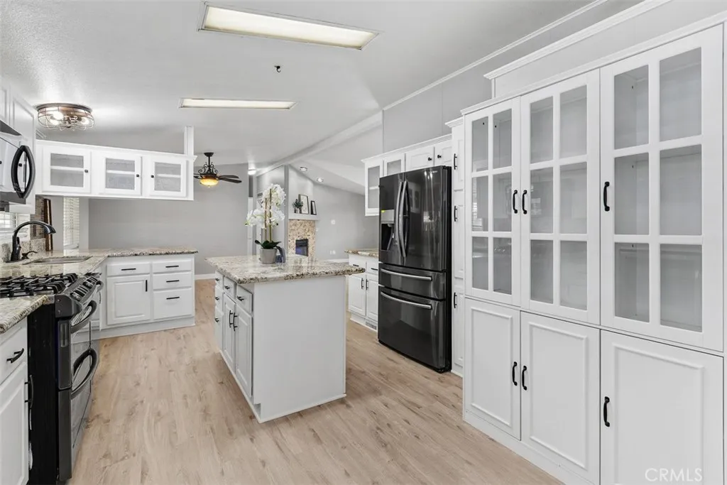 Kitchen 4
