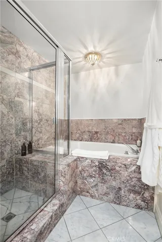 In Suite Bedroom with Jet Tube/Second Floor