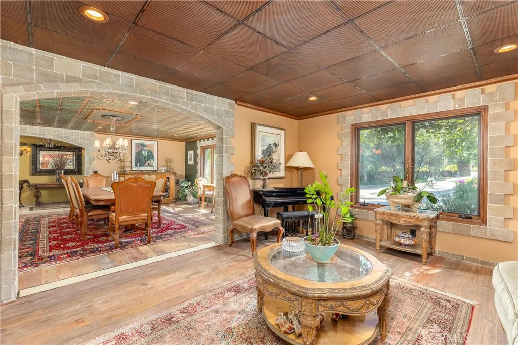 14260 Grande Vista Avenue, Perris, California 92570 home-pic-14