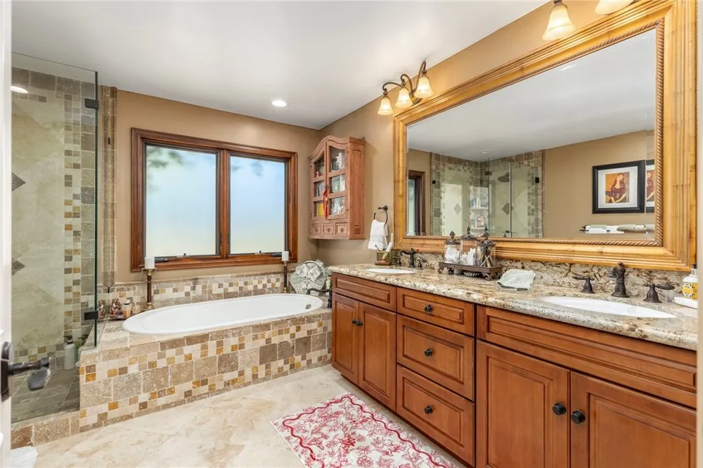 14260 Grande Vista Avenue, Perris, California 92570 home-pic-17
