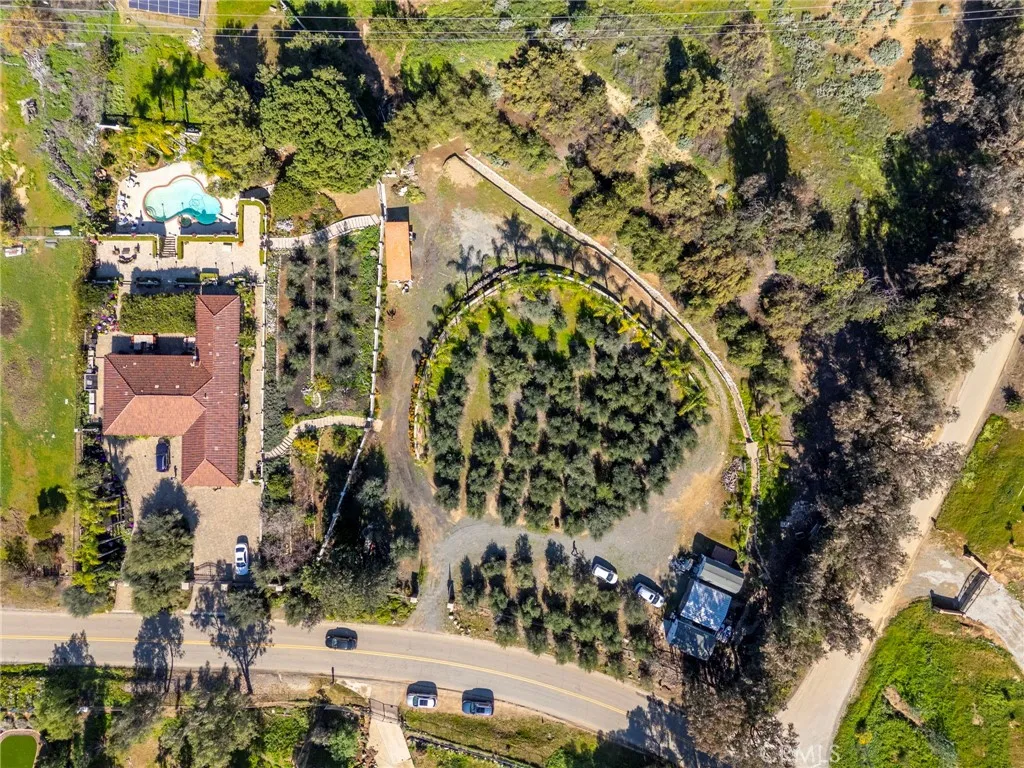 14260 Grande Vista Avenue, Perris, California 92570 home-pic-36