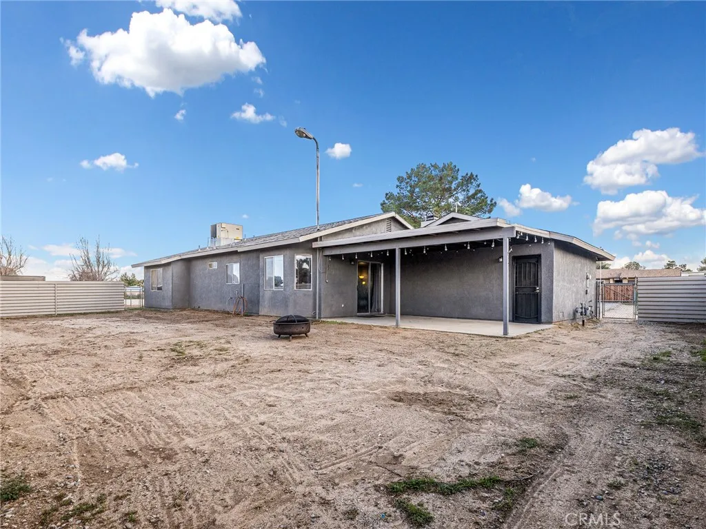 9890 Solano, Victorville, California 92392 home-pic-31