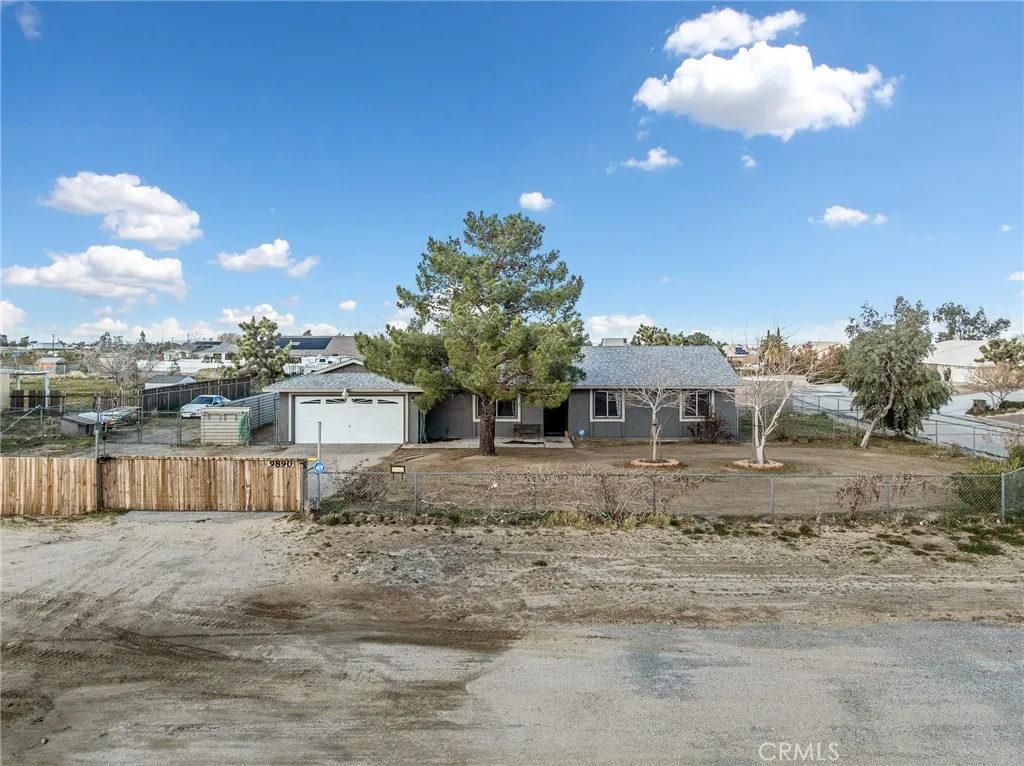 9890 Solano, Victorville, California 92392 home-pic-1