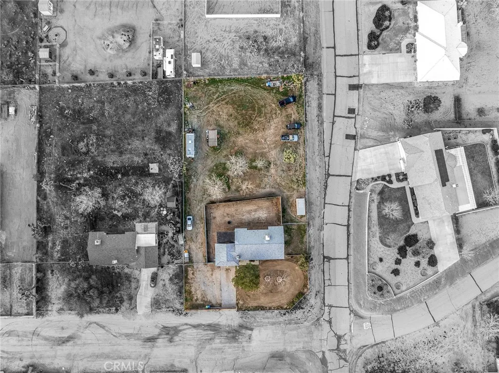 9890 Solano, Victorville, California 92392 home-pic-38