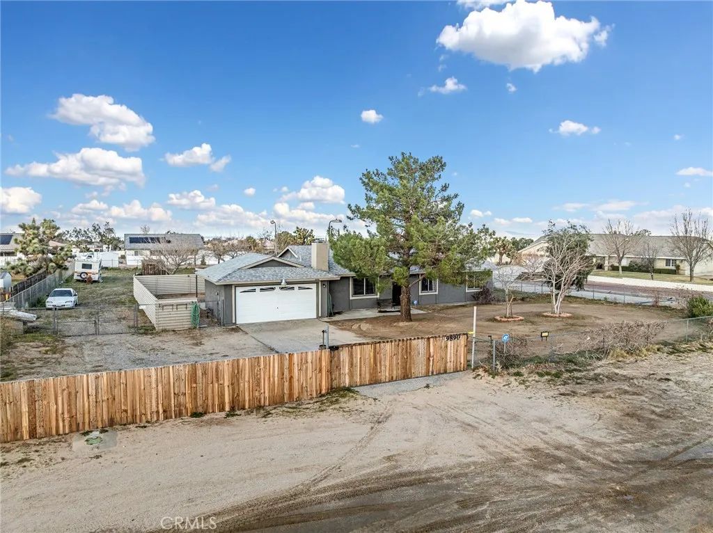 9890 Solano, Victorville, California 92392 home-pic-43