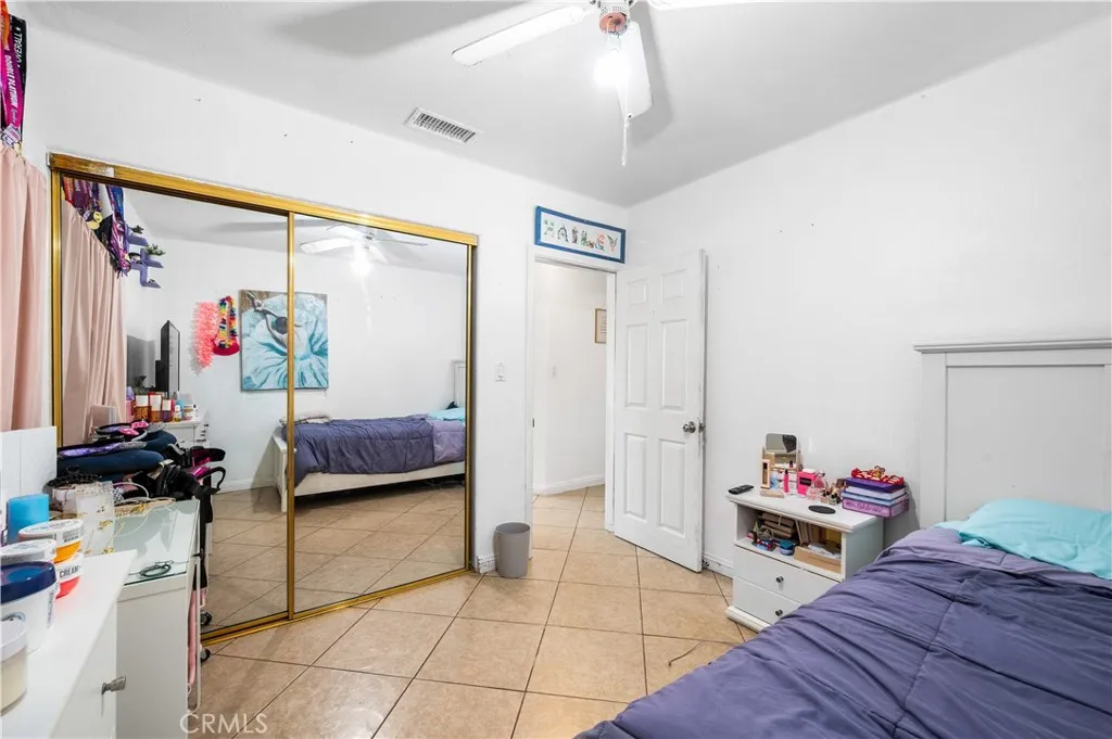1808 S Van Ness Avenue, Santa Ana, California 92707 home-pic-21