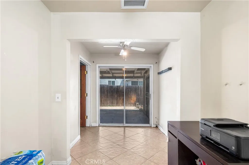 1808 S Van Ness Avenue, Santa Ana, California 92707 home-pic-17