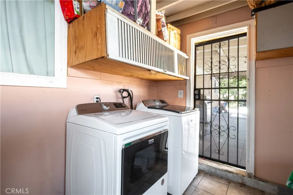 1808 S Van Ness Avenue, Santa Ana, California 92707 home-pic-28