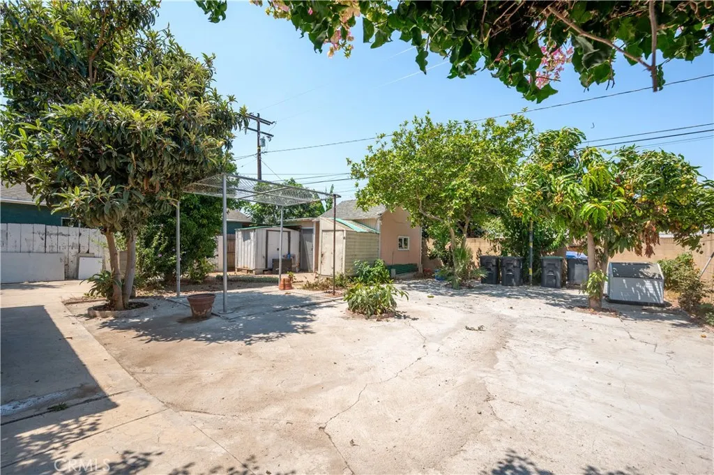 1808 S Van Ness Avenue, Santa Ana, California 92707 home-pic-32