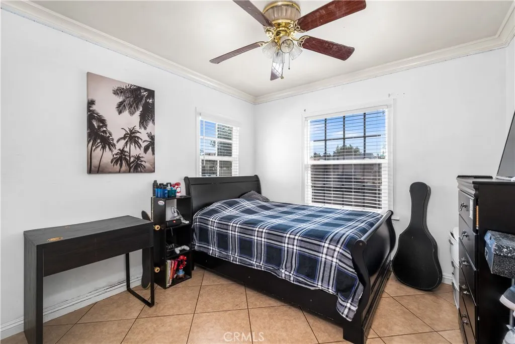 1808 S Van Ness Avenue, Santa Ana, California 92707 home-pic-24