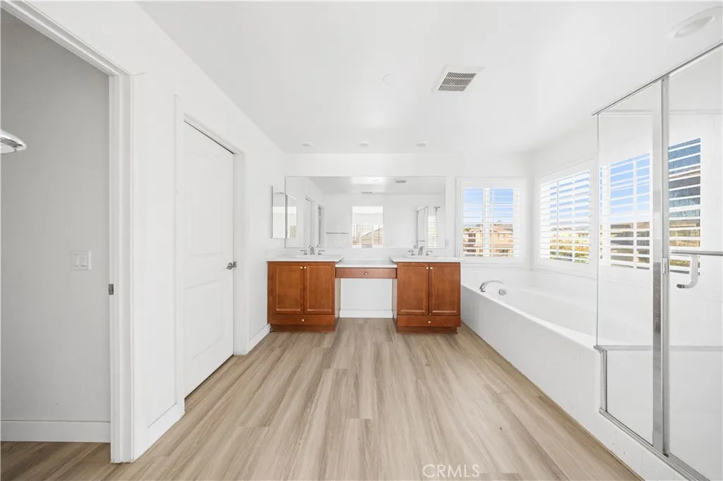 15609 Paprika Lane, Fontana, California 92336 home-pic-30