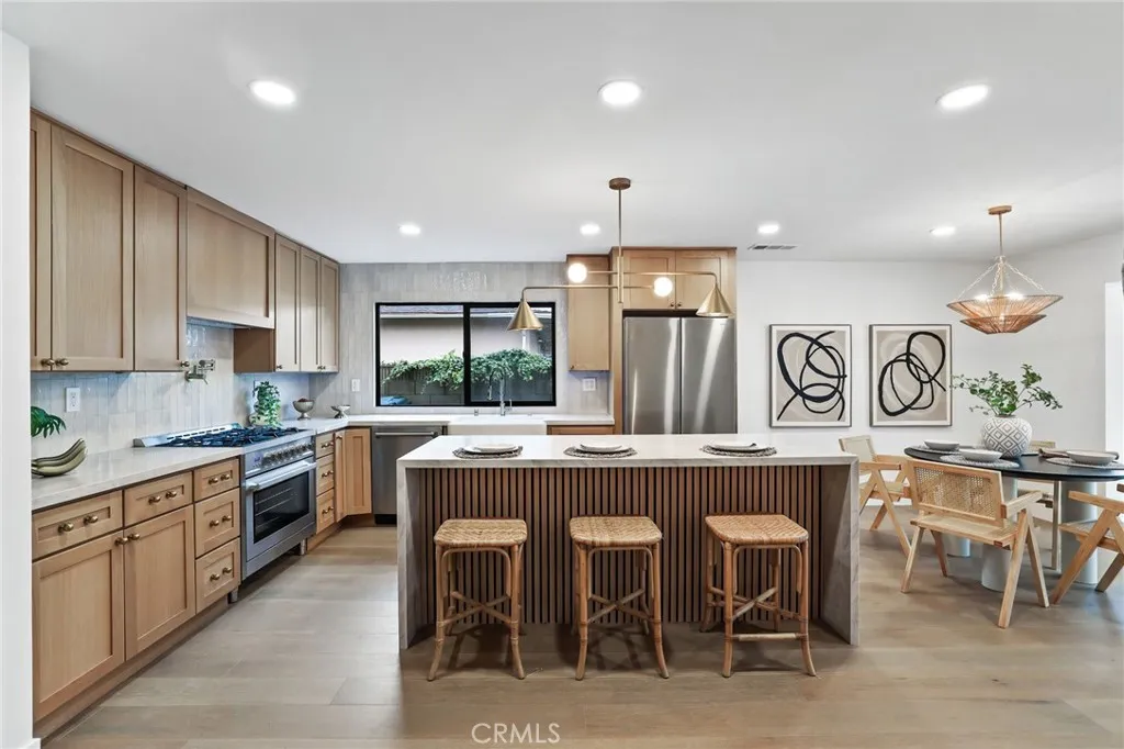618 N Lincoln, Fullerton, California 92831 home-pic-8