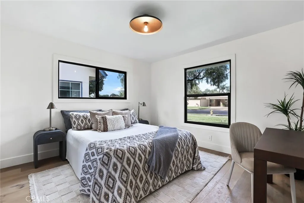 618 N Lincoln, Fullerton, California 92831 home-pic-18