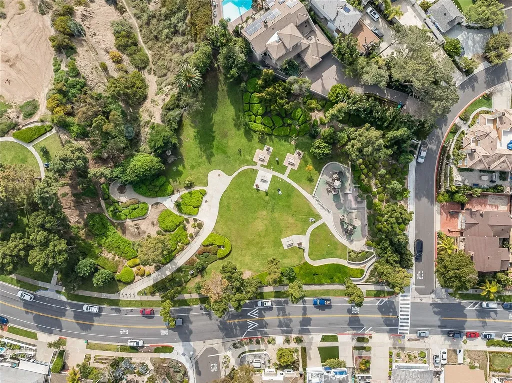 35311 Camino Capistrano, Dana Point, California 92624 home-pic-47