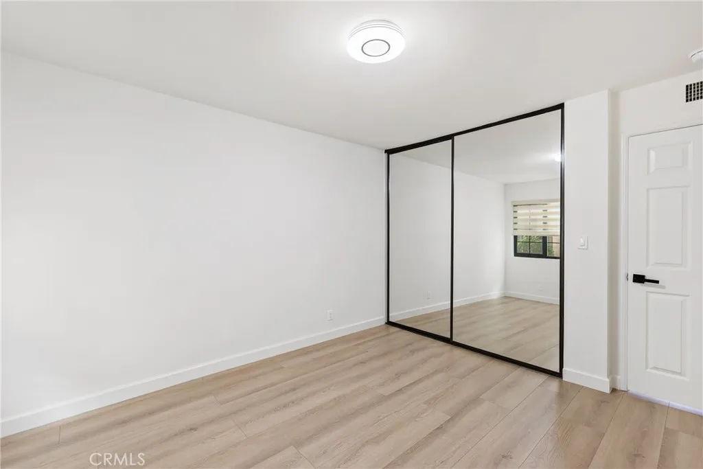 441 E San Jose, Burbank, California 91501 home-pic-12